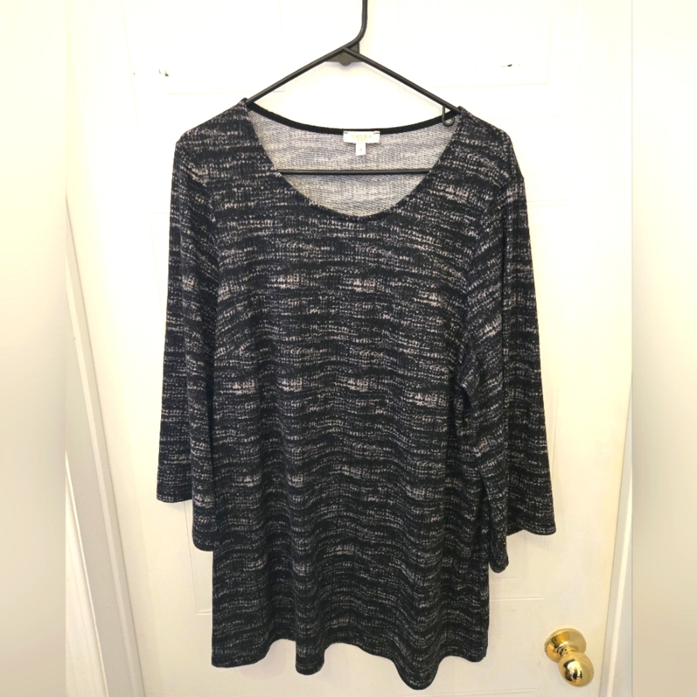 1X LAURA Black, Grey and White Knit Top 3/4 Sleeves